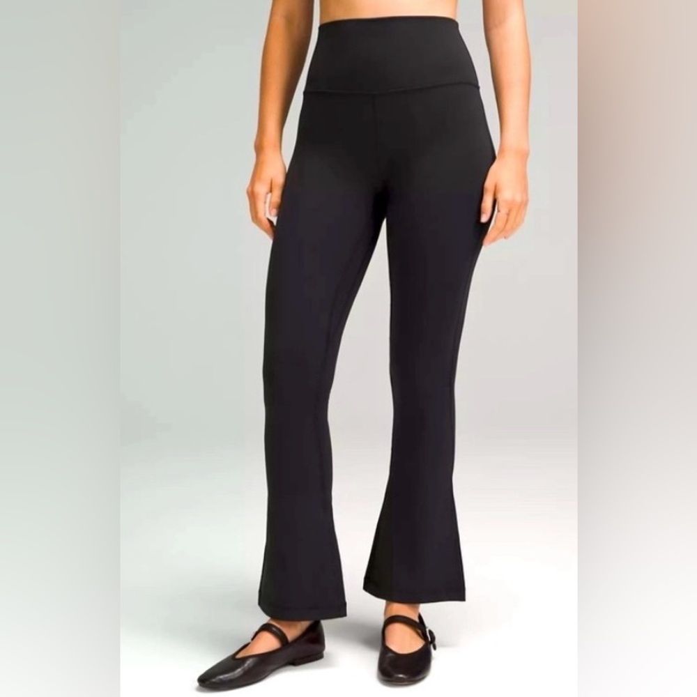 LULULEMON 🔥 Athletica 🩷 Buttery Black Leggings for Ultimate Comfort 26 in inseem